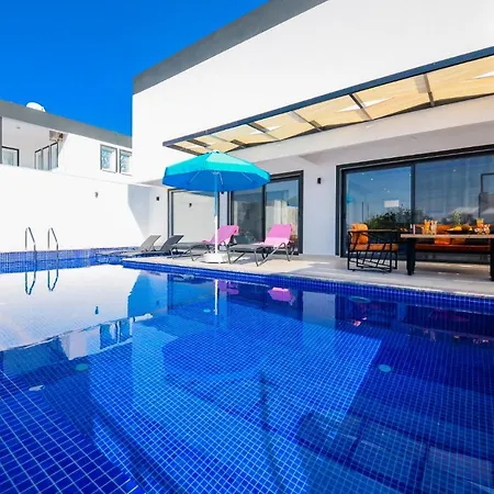 Vila Tar - 2 Bedroom In Kalkan *